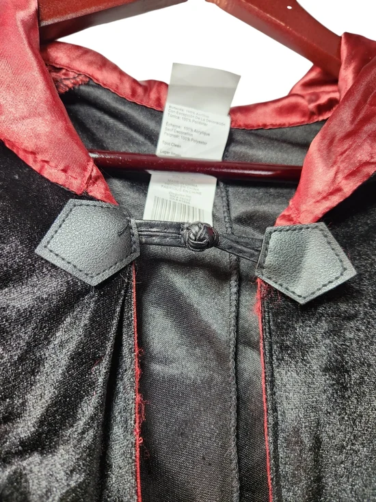 Harry Potter Velvet Gryffindor Robe Kids Size Med 7-8 Cosplay Halloween Wizard - Picture 6 of 11